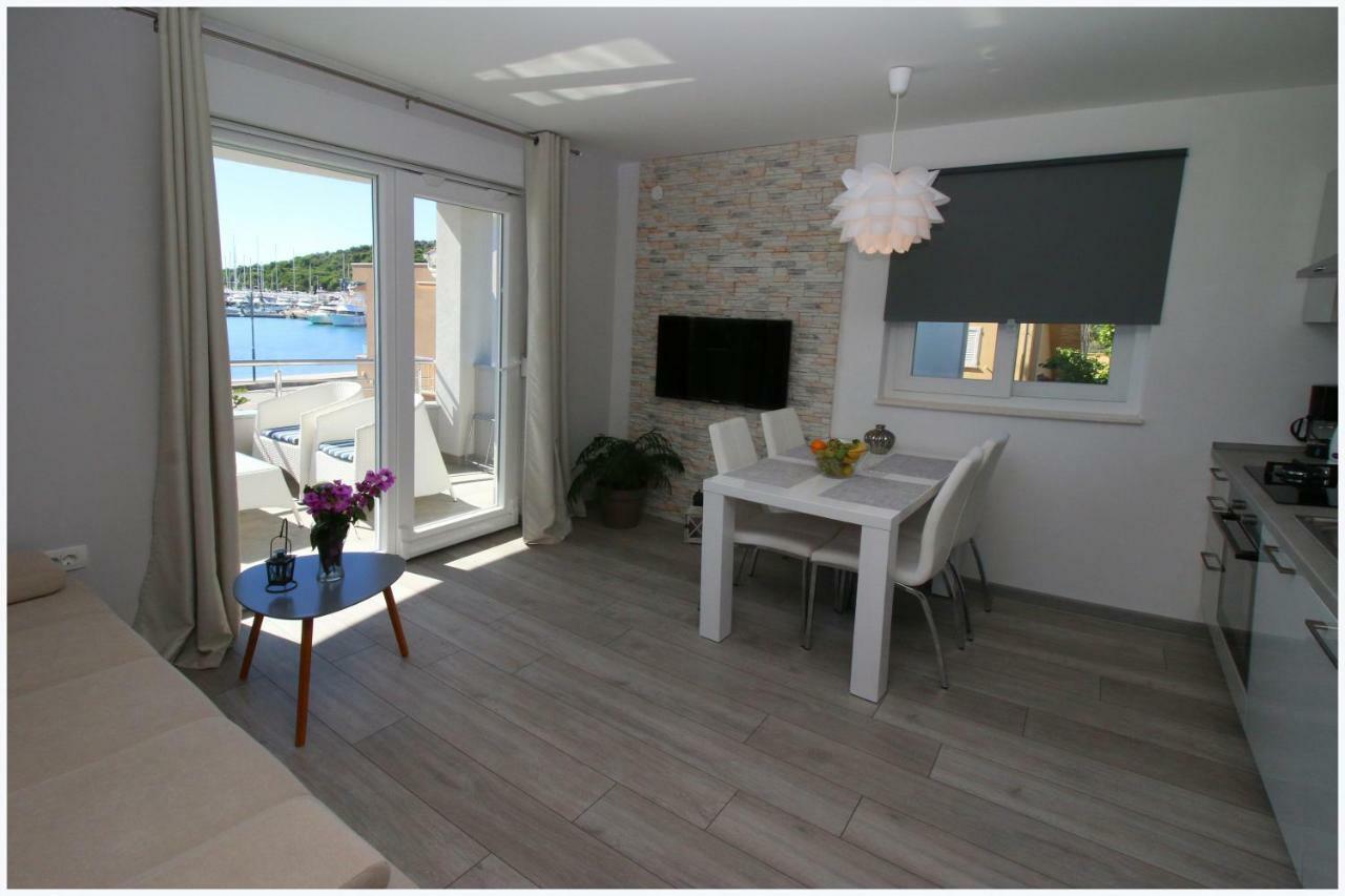 Apartments Silver Beauty 로고즈니차 외부 사진